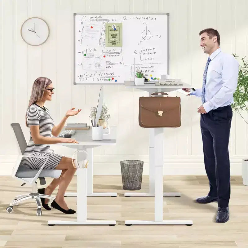 Bureau électrique réglable en hauteur marron / naturel / blanc, monoposte, 140 x 60 cm