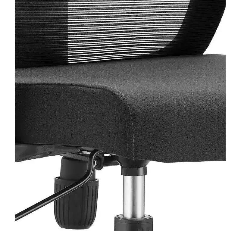Chaise de bureau pivotante à dossier en maille et assise rembourrée – Noir / Bleu / Gris / Gris clair, 1 place