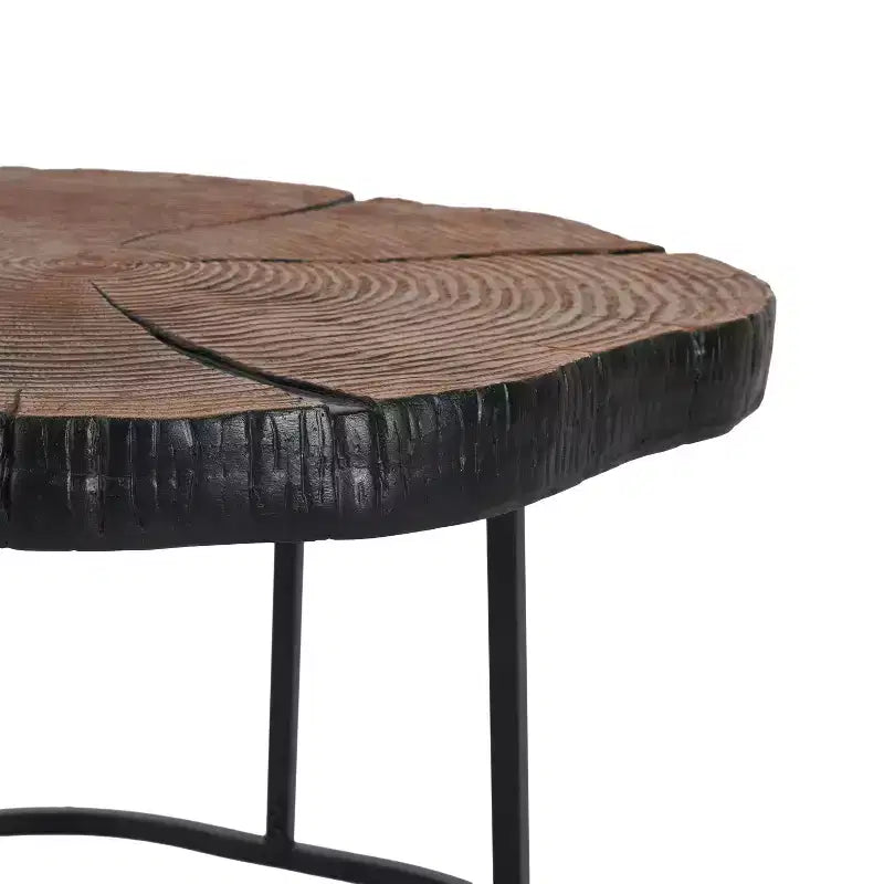 Table basse 1 personne avec plateau en pin sculpté et pieds en métal, naturel/noir, rond/irrégulier